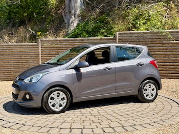Used Hyundai i10 2015 for sale - 79153829: Photo