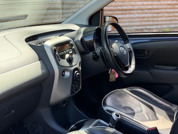 Used Toyota AYGO 2015 for sale - 78909599: Photo