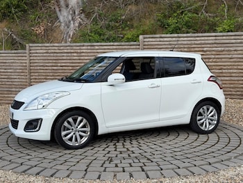 Used Suzuki Swift 2015 for sale - 79067710: Photo