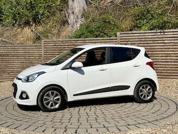 Used Hyundai i10 2015 for sale - 79176688: Photo