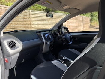 Used Toyota AYGO 2016 for sale - 79067737: Photo