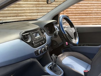 Used Hyundai i10 2014 for sale - 79343773: Photo