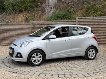 Used Hyundai i10 2014 for sale - 79343773: Photo