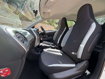 Used Toyota AYGO 2016 for sale - 79801923: Photo