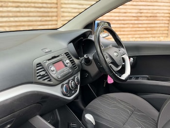 Used Kia Picanto 2015 for sale - 79320853: Photo