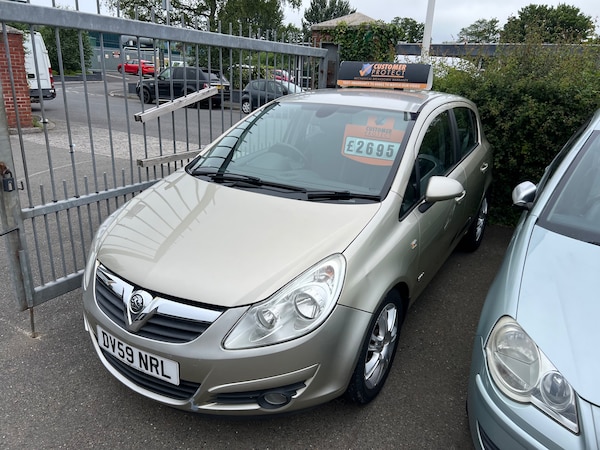 Used Vauxhall Corsa 2009 for sale - 75598495: Photo 1