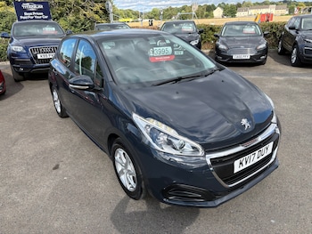 Used Peugeot 208 2017 for sale - 79375403: Photo