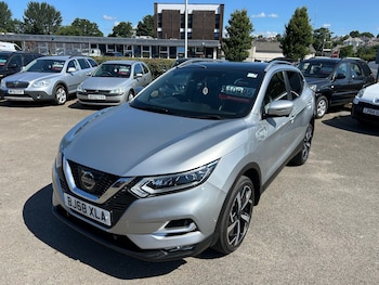Nissan - Qashqai