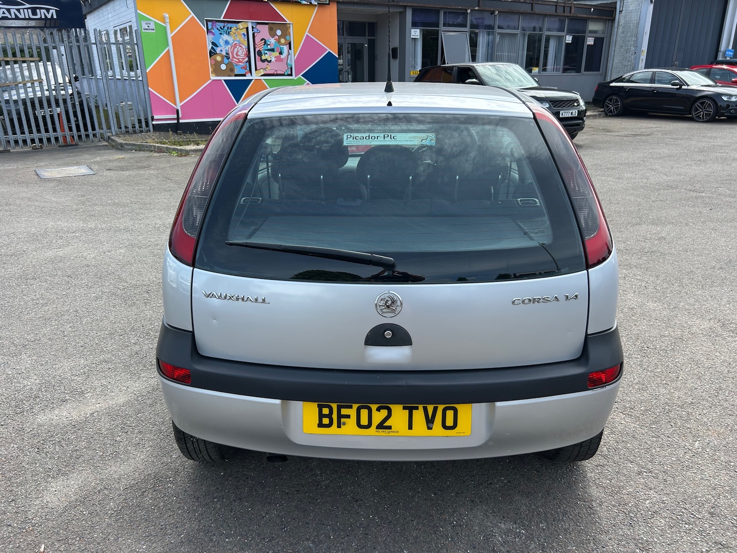 Vehicle 6