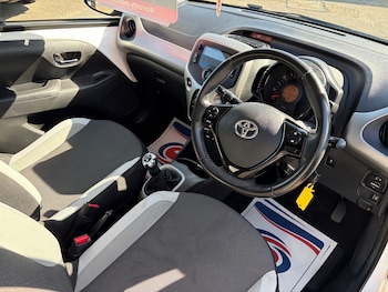 Used Toyota AYGO 2016 for sale - 79462980: Photo