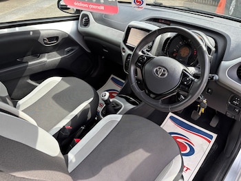 Used Toyota AYGO 2014 for sale - 79375388: Photo