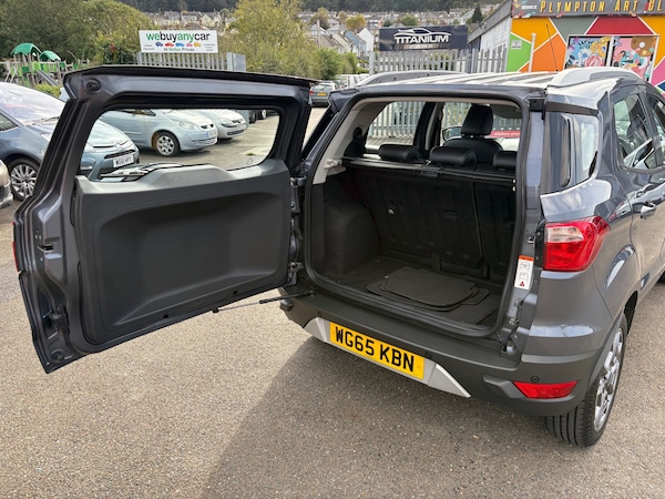Used Ford Ecosport 2015 for sale - 76169272: Photo 9