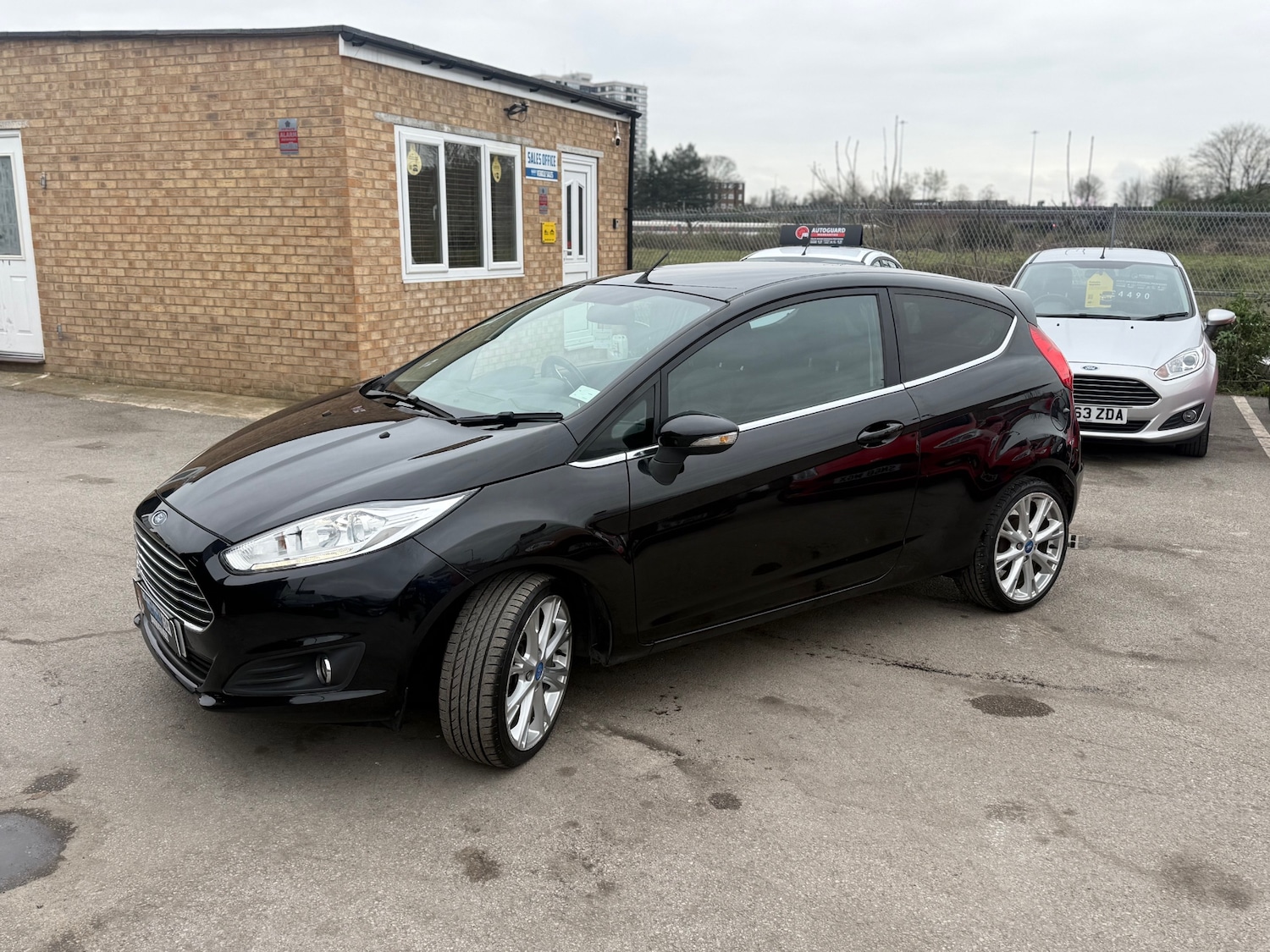 Used Ford Fiesta 2015 for sale - 78093055: Photo 11