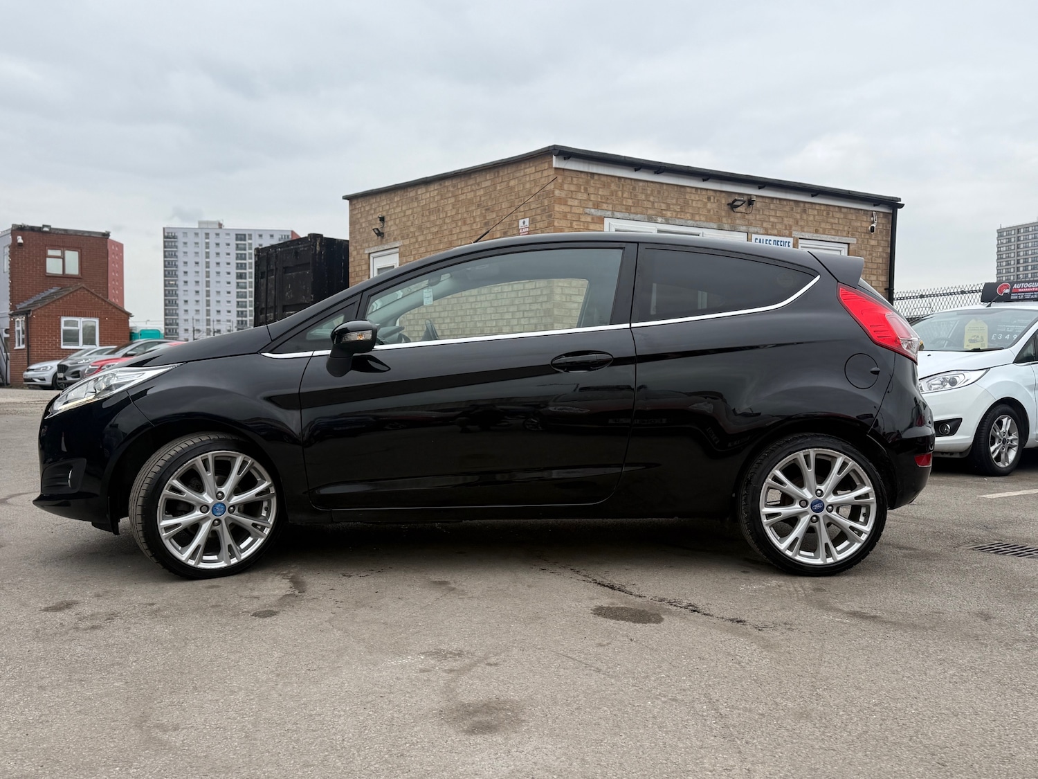 Used Ford Fiesta 2015 for sale - 78093055: Photo 13