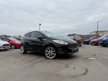 Used Ford Fiesta 2015 for sale - 78093055: Photo