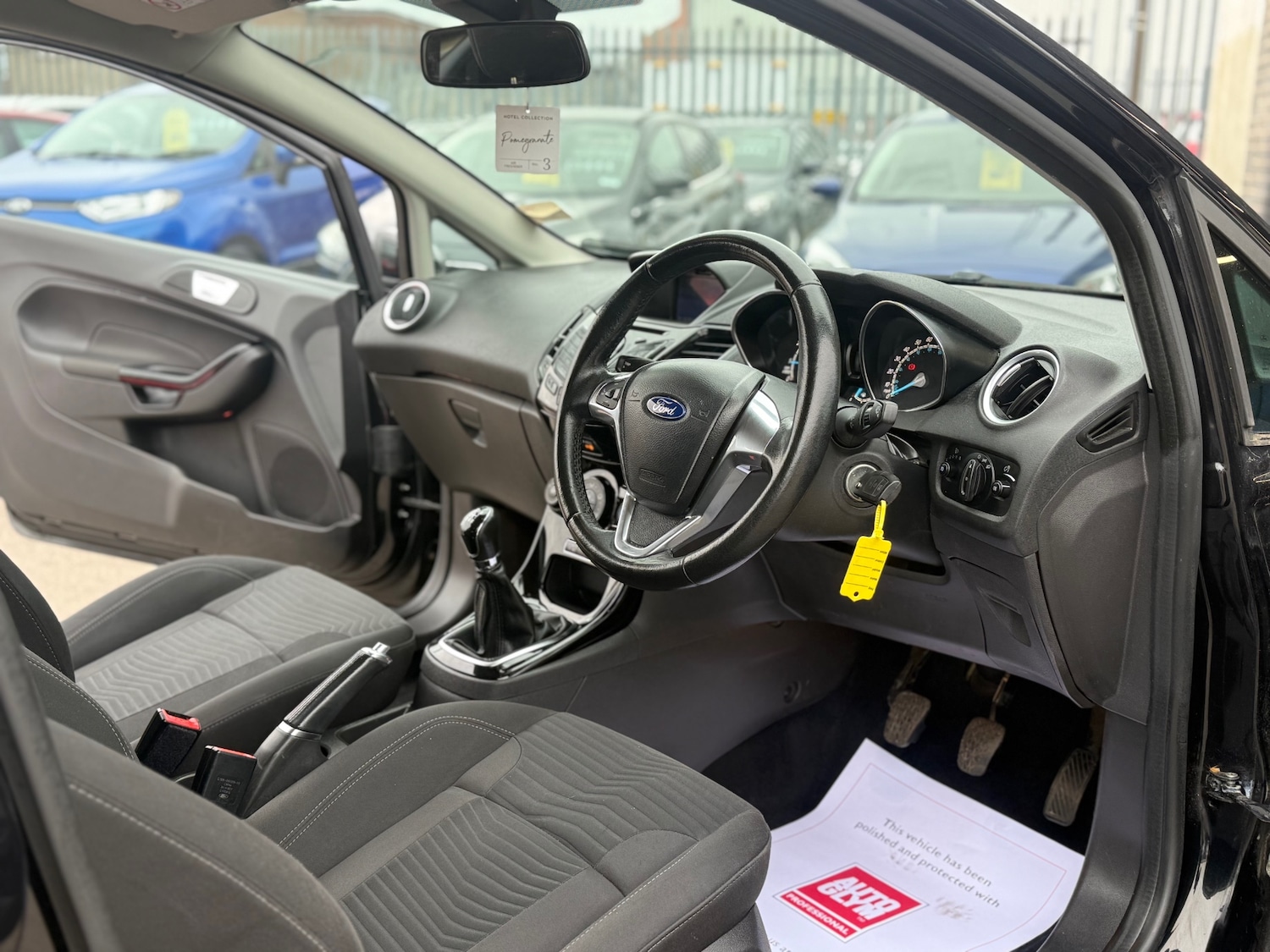 Used Ford Fiesta 2015 for sale - 78093055: Photo 31