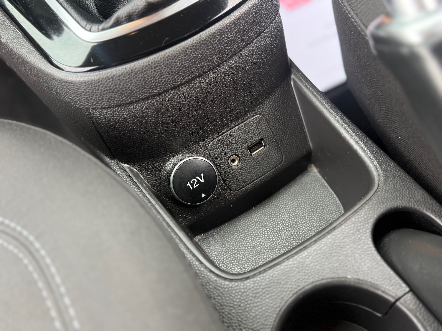 Used Ford Fiesta 2015 for sale - 78093055: Photo 40