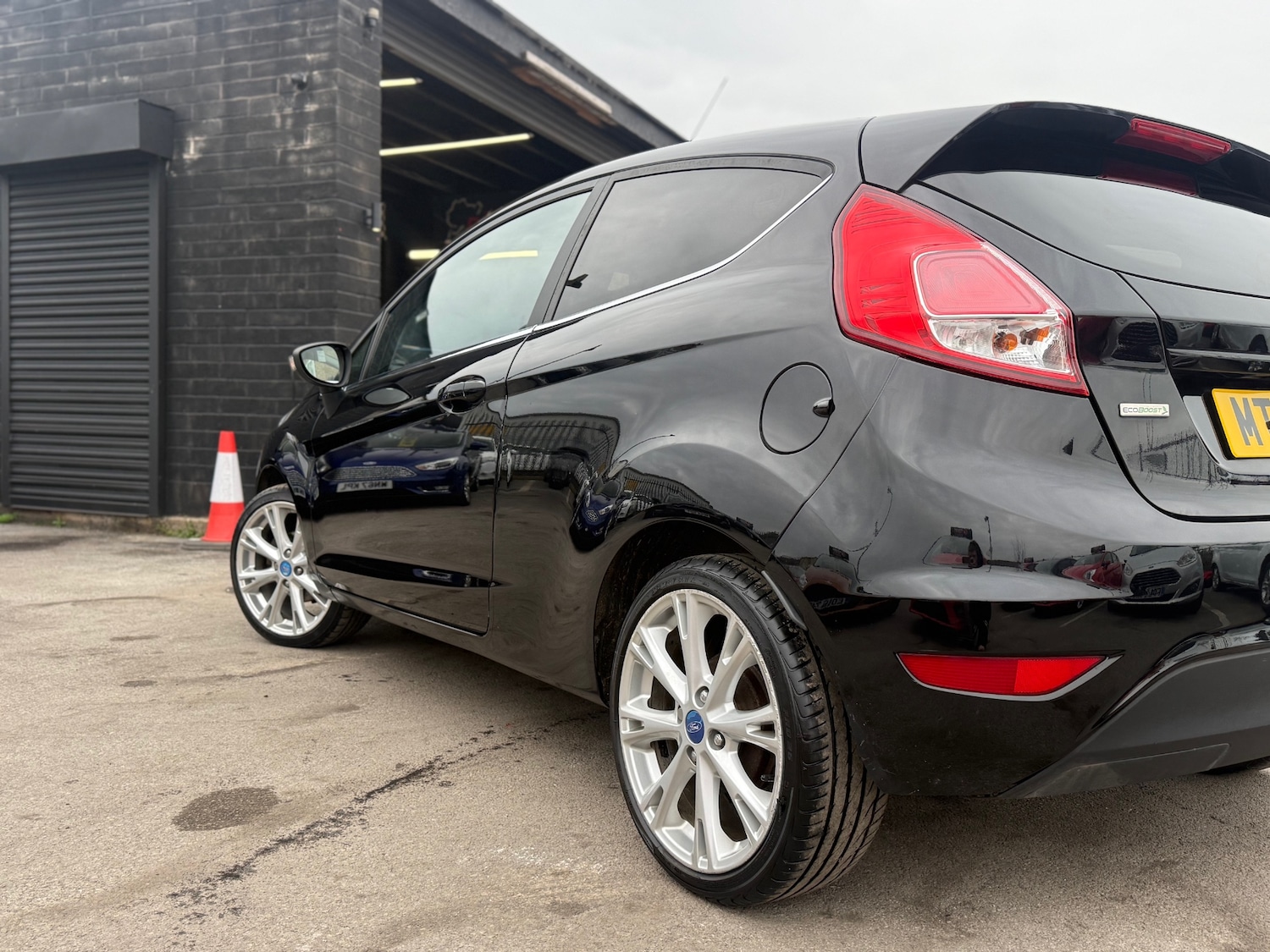 Used Ford Fiesta 2015 for sale - 78093055: Photo 53