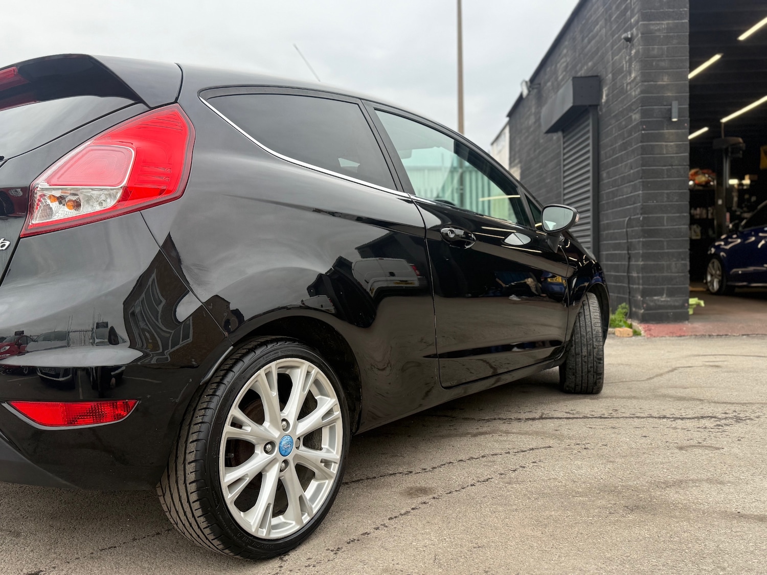 Used Ford Fiesta 2015 for sale - 78093055: Photo 54