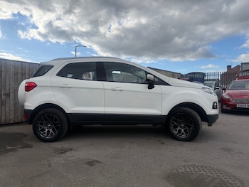 Used Ford Ecosport 2015 for sale - 78094777: Photo