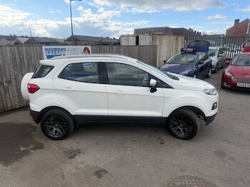 Used Ford Ecosport 2015 for sale - 78094777: Photo