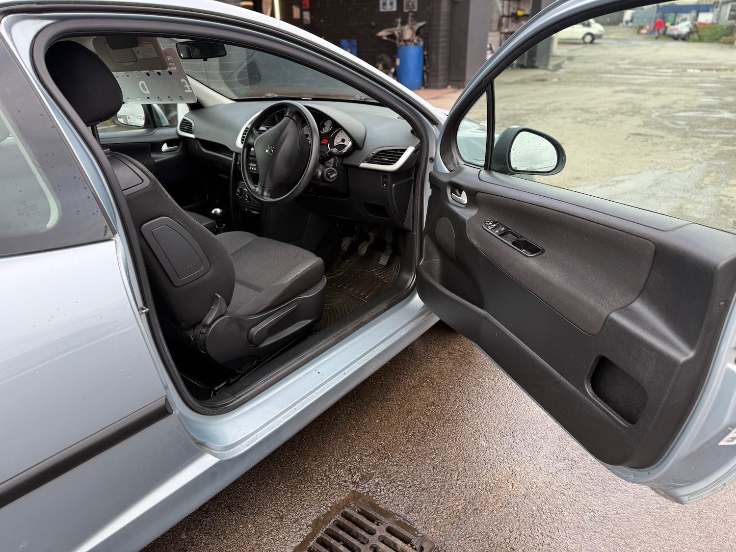 Used Peugeot 207 2009 for sale - 78197429: Photo 21