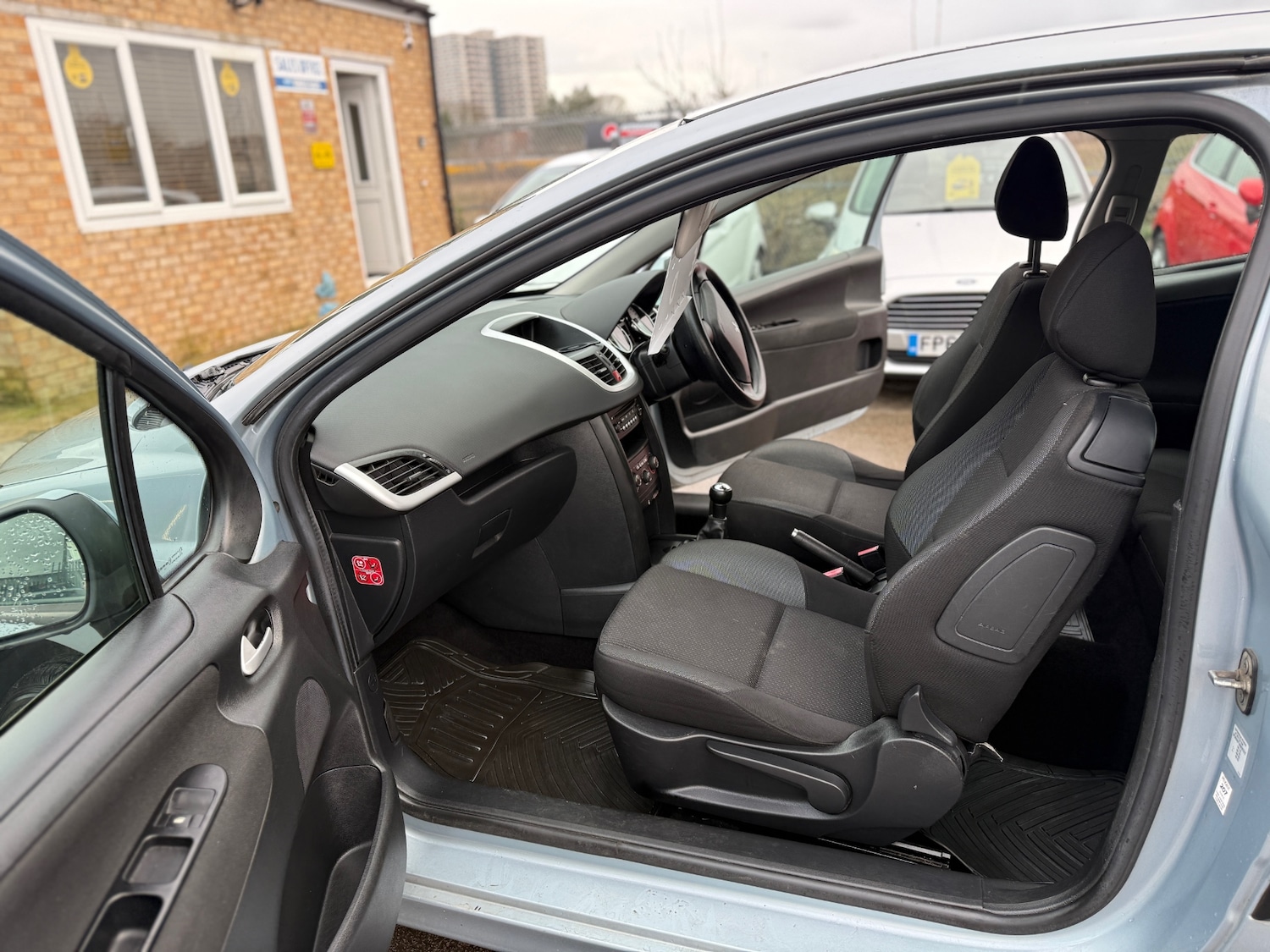 Used Peugeot 207 2009 for sale - 78197429: Photo 23