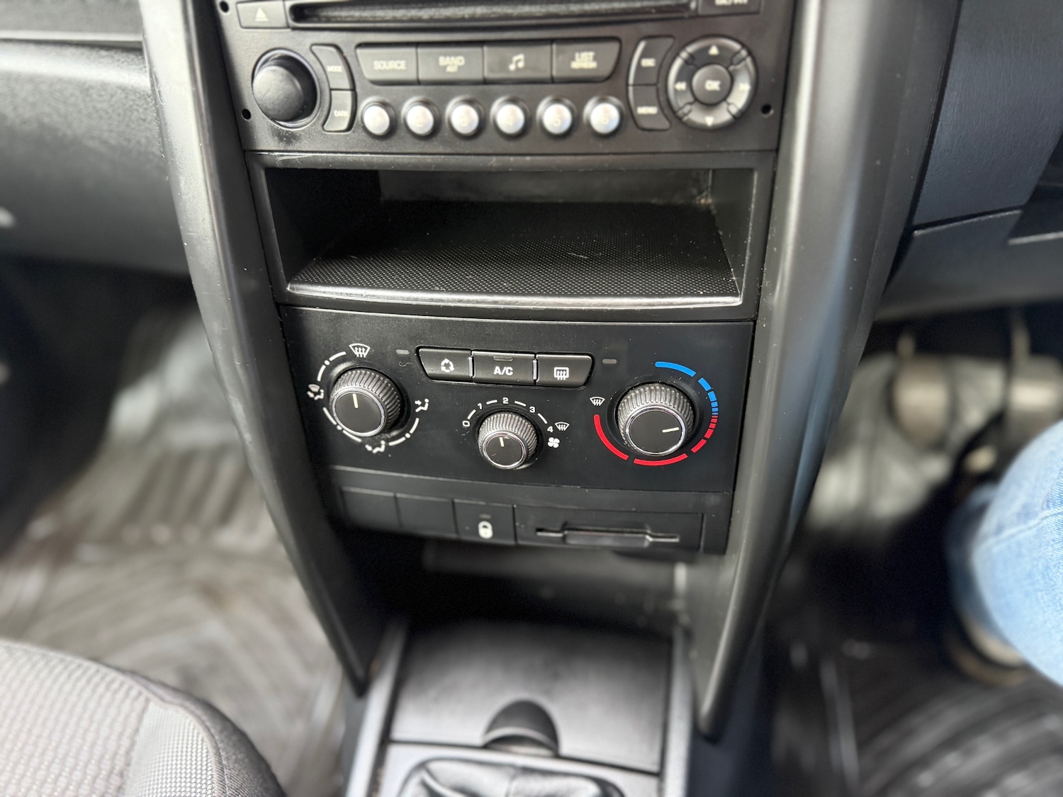 Used Peugeot 207 2009 for sale - 78197429: Photo 30