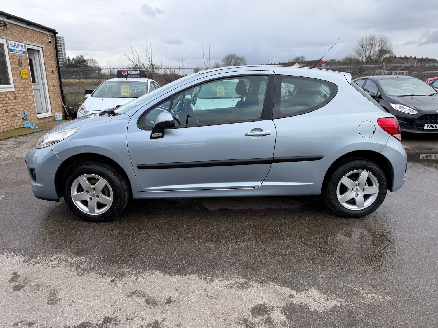 Used Peugeot 207 2009 for sale - 78197429: Photo 7