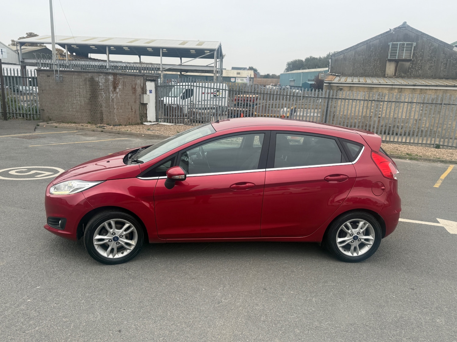 Used Ford Fiesta 2015 for sale - 78079380: Photo 8