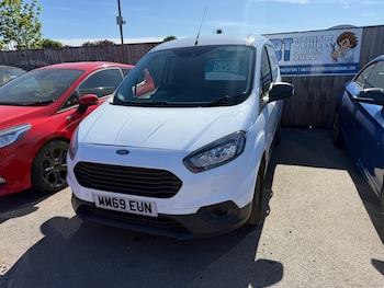 Used Ford Transit Courier 2020 for sale - 78424072: Photo