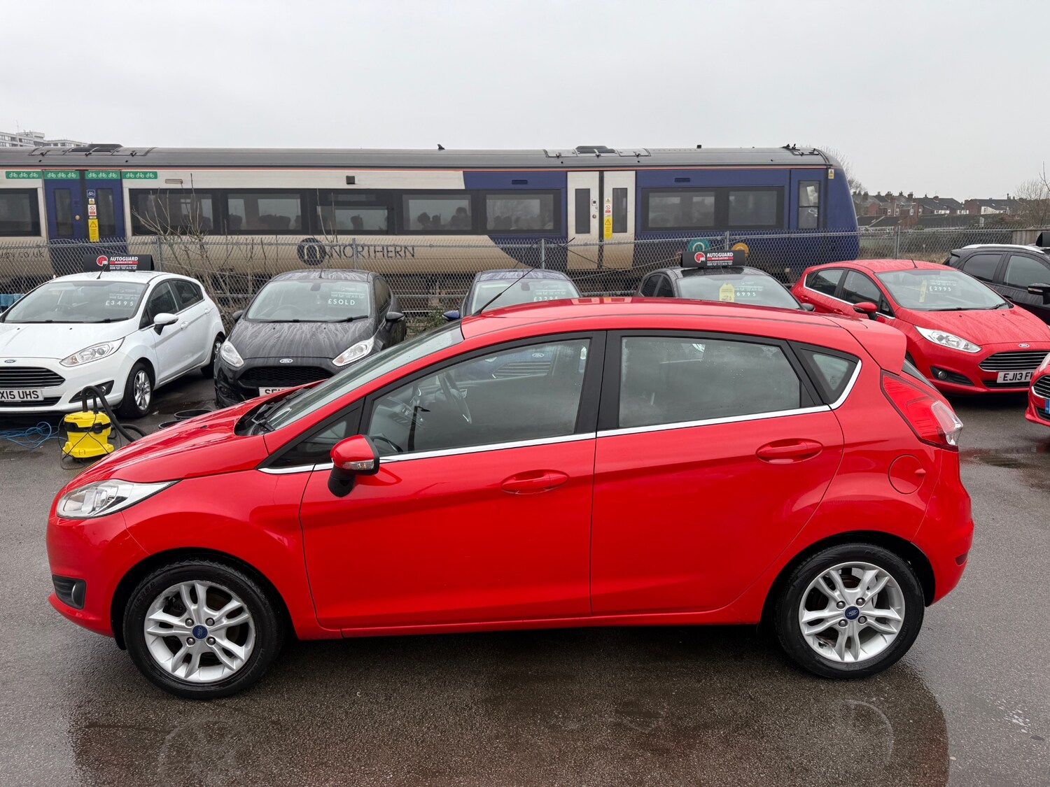 Used Ford Fiesta 2014 for sale - 78176847: Photo 8