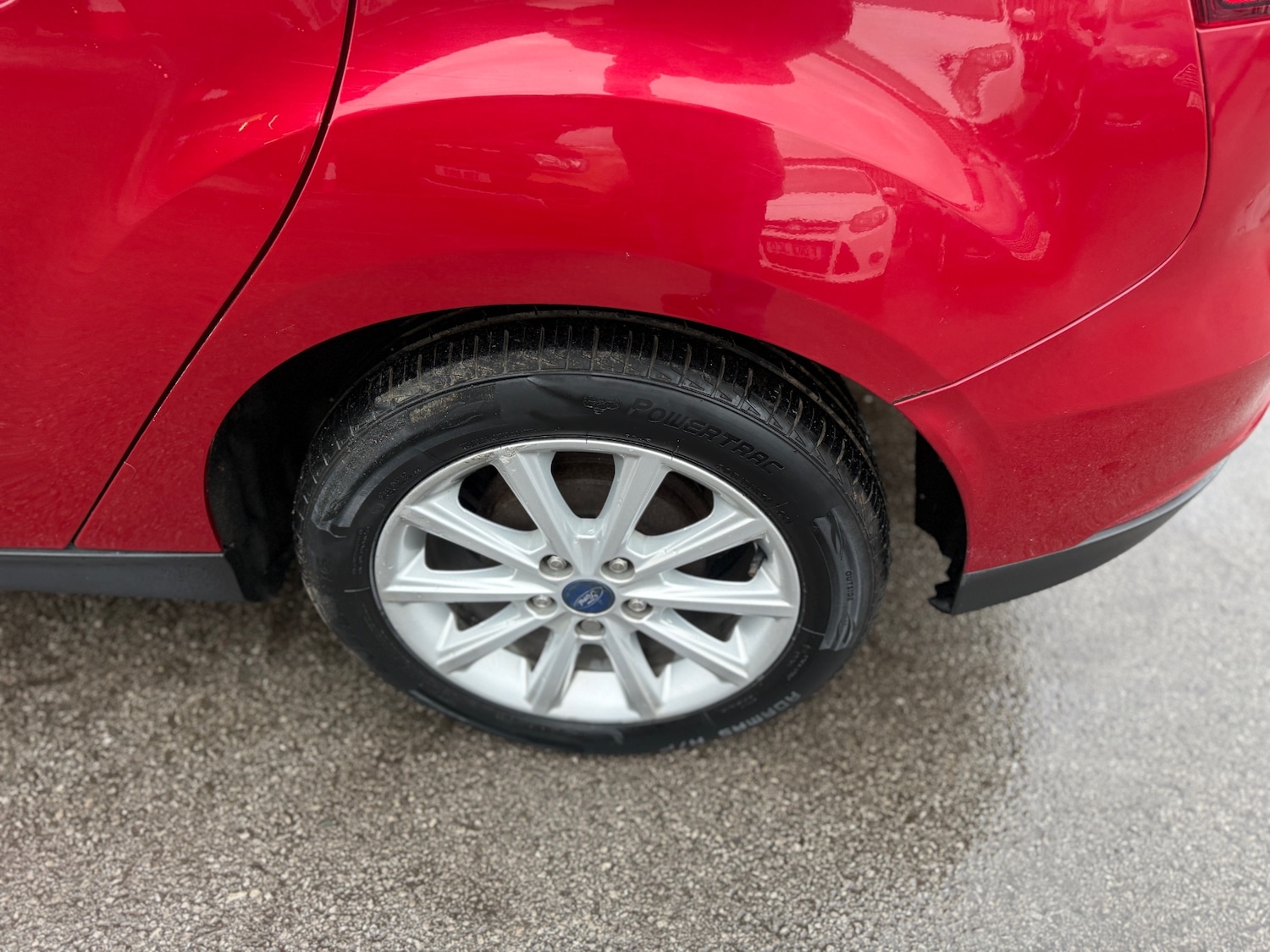 Used Ford Focus 2014 for sale - 78080649: Photo 32