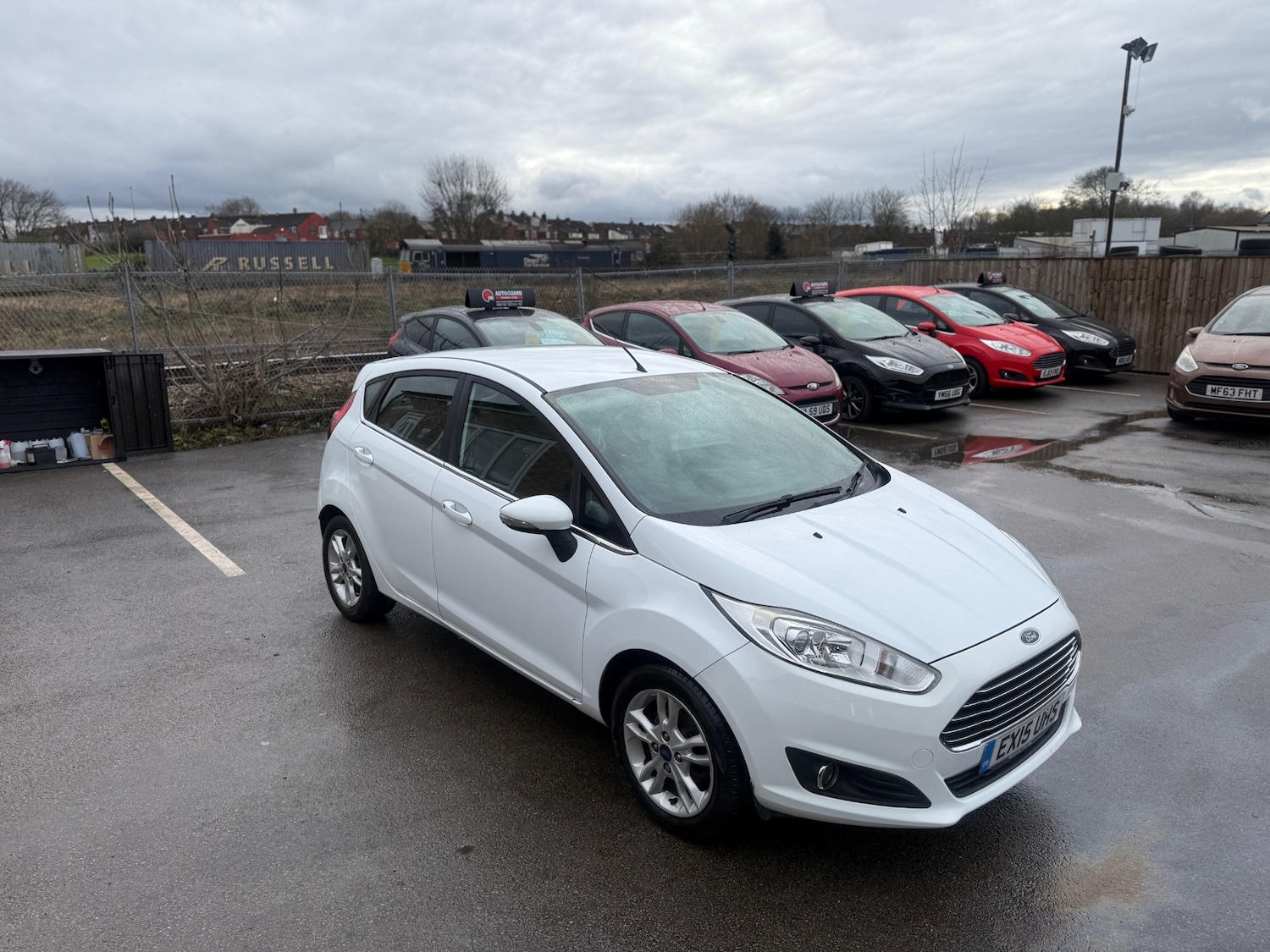 Used Ford Fiesta 2015 for sale - 78078820: Photo 2