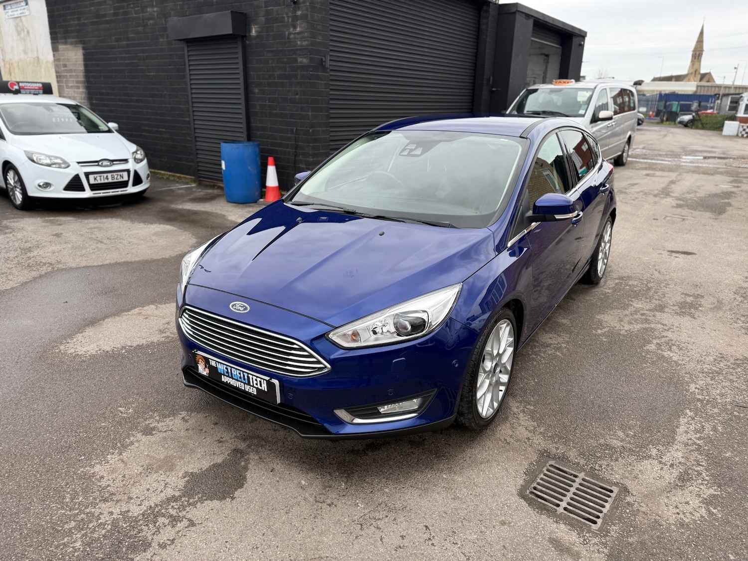 Used Ford Focus 2017 for sale - 78081165: Photo 2