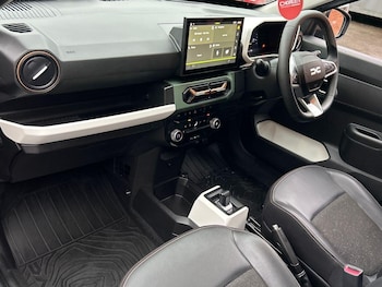 Used Dacia Spring 2025 for sale - 76762615: Photo