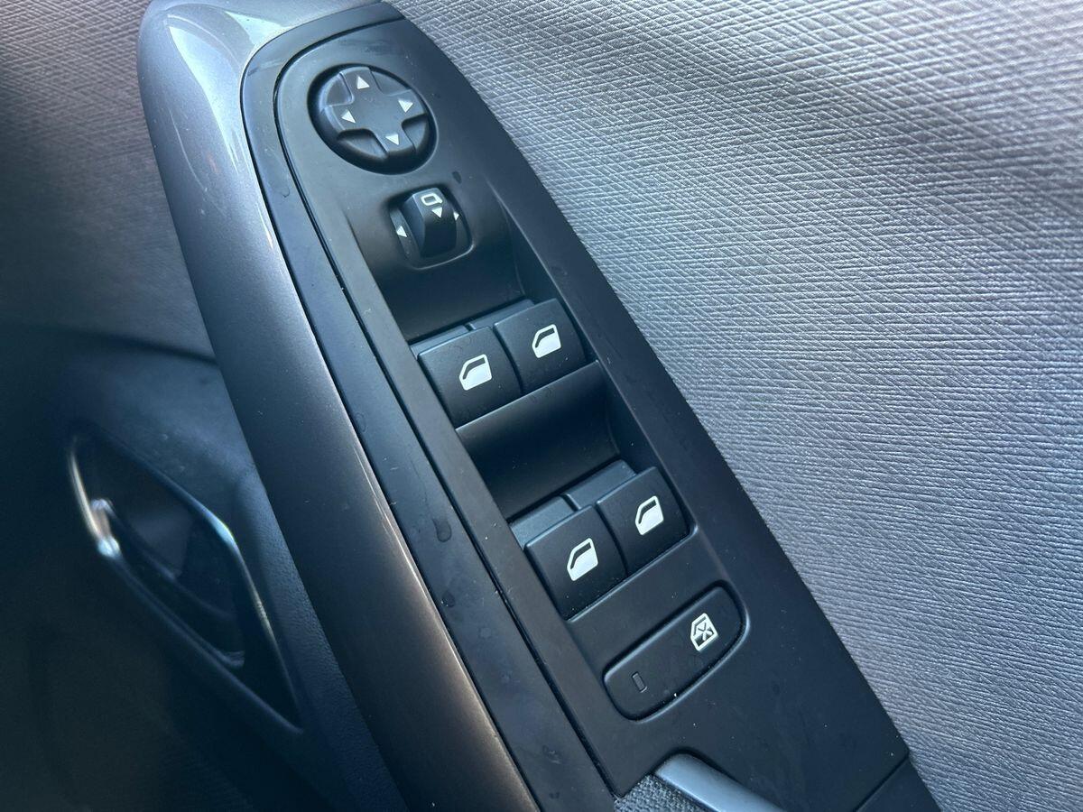 Used Citroen Grand C4 Picasso 2022 for sale - 78024749: Photo 44