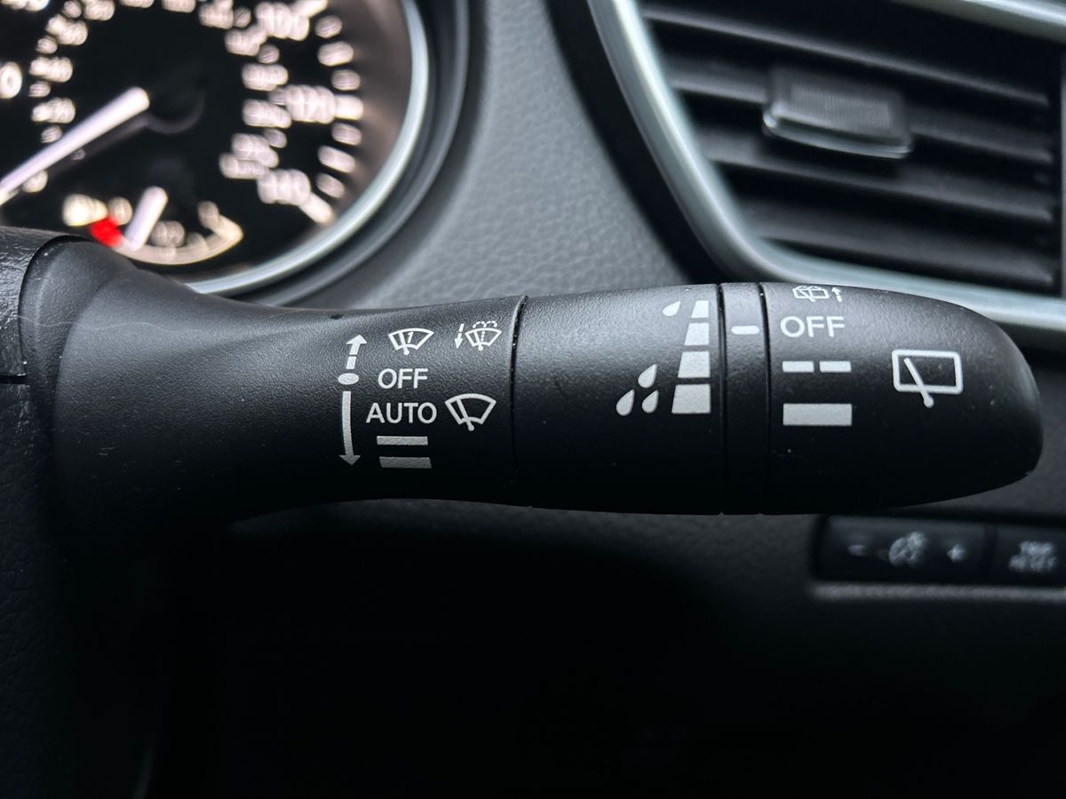 Used Nissan Qashqai 2017 for sale - 77546387: Photo 32