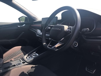 Used Skoda Octavia 2025 for sale - 79034644: Photo