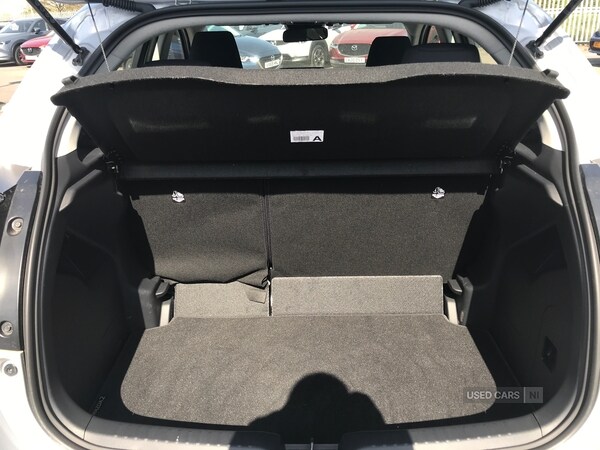 Used Mazda Mazda2 2025 for sale - 74359157: Photo 7