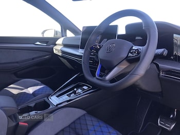 Used Volkswagen Golf 2024 for sale - 78302205: Photo