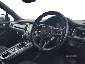 Used Porsche Macan 2017 for sale - 78087355: Photo