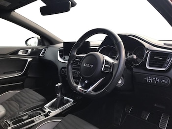 Used Kia XCeed 2023 for sale - 79085422: Photo