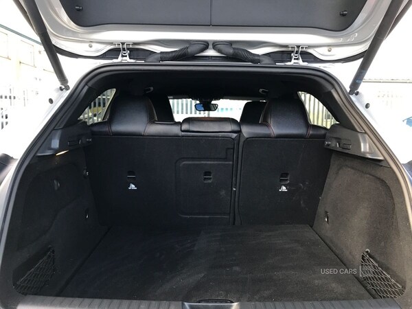 Used Mercedes-Benz GLA 2018 for sale - 76754047: Photo 8