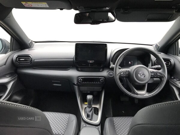 Used Mazda Mazda2 HYBRID 2025 for sale - 76228343: Photo 4