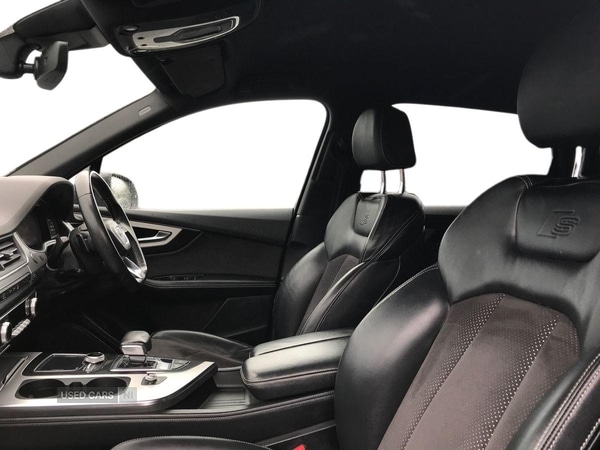 Used Audi Q7 2018 for sale - 77021724: Photo 6