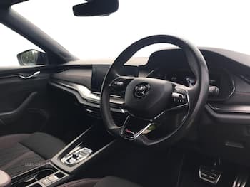 Used Skoda Octavia 2024 for sale - 79533952: Photo