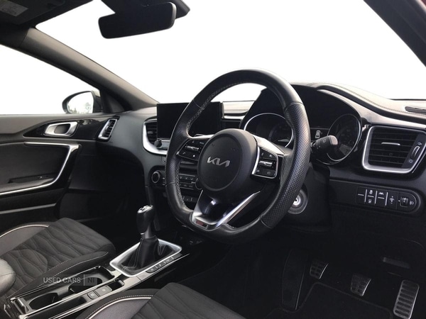 Used Kia XCeed 2023 for sale - 76486403: Photo 3