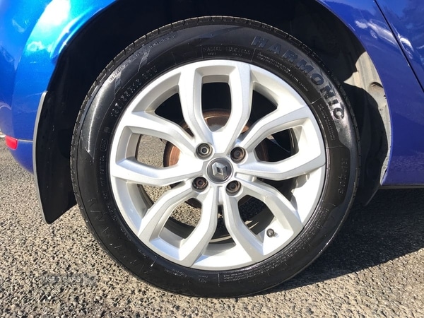 Used Renault Clio 2018 for sale - 76634714: Photo 12