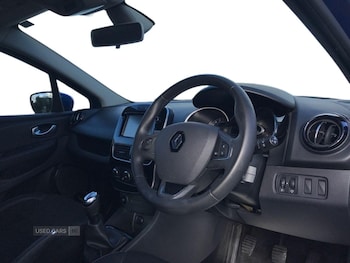 Renault Clio feature image 3